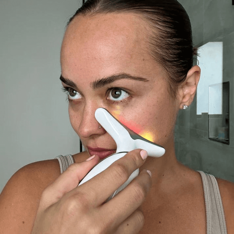 3-in-1 LED Neck & Face Sculptor